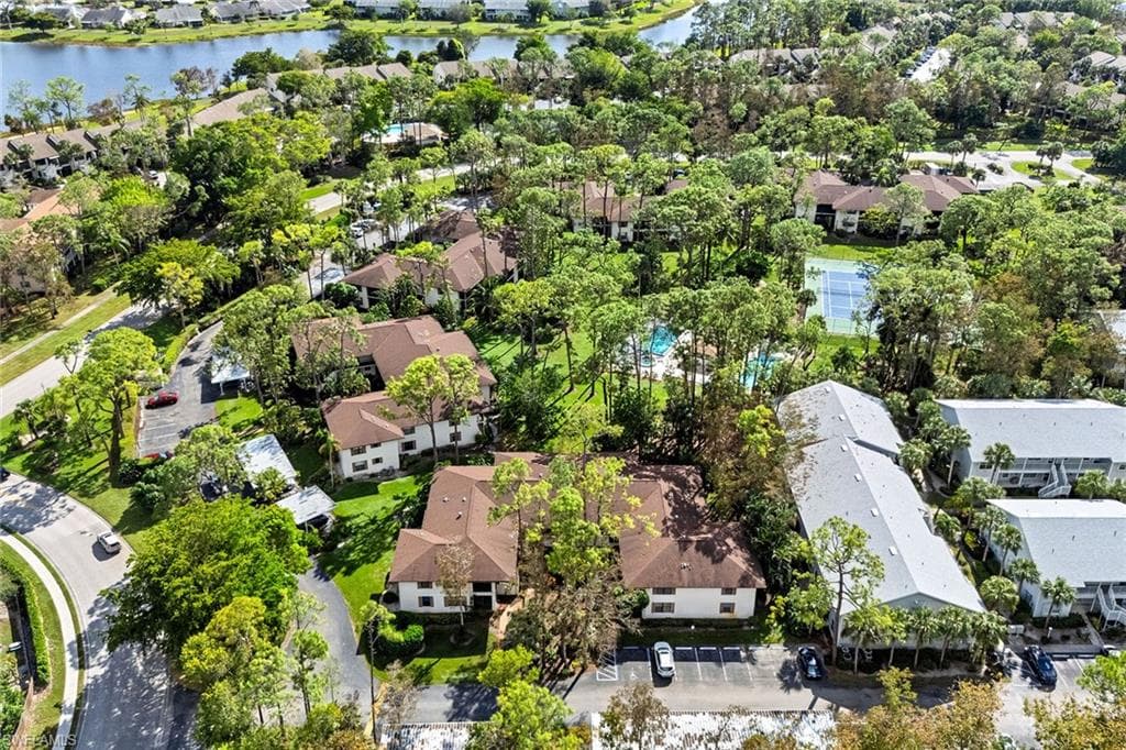 1701 Courtyard Way A-105, Naples, FL 34112-34