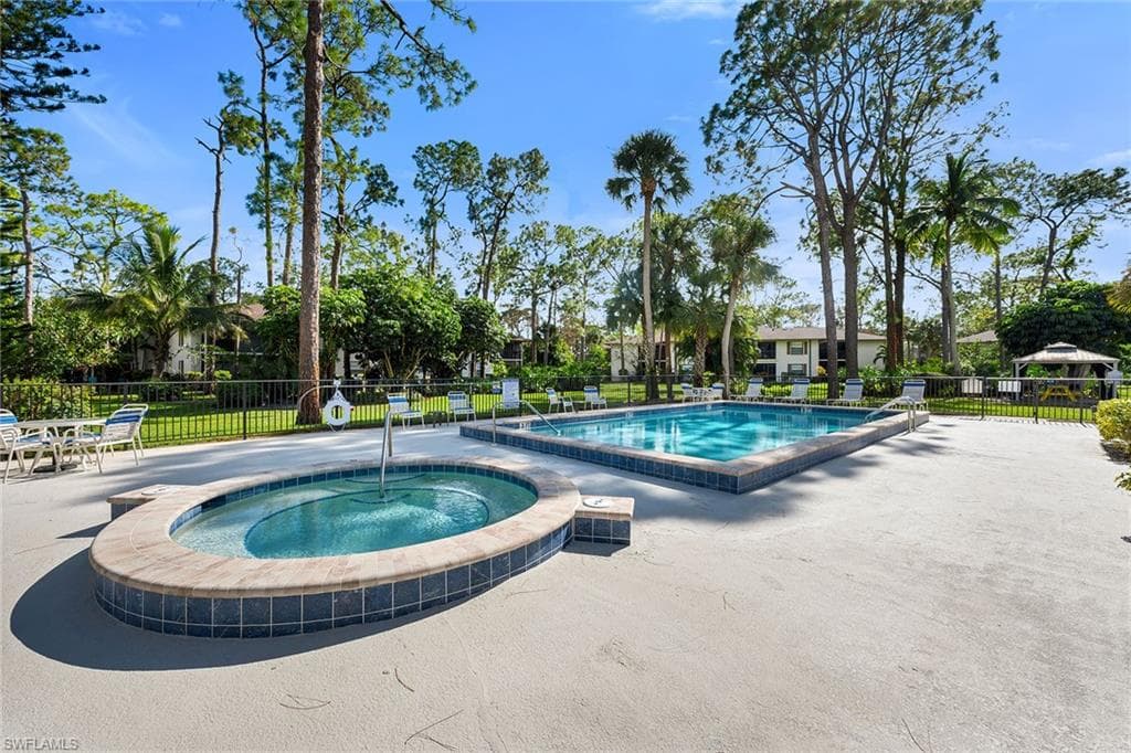 1701 Courtyard Way A-105, Naples, FL 34112-37