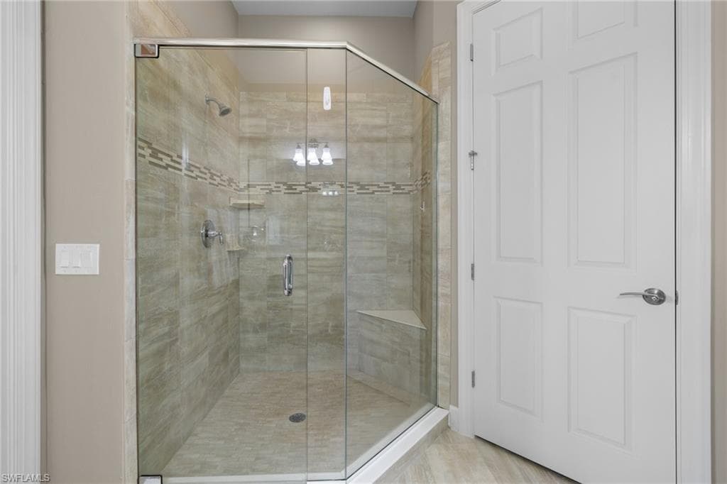 12041 Covent Garden Ct 2202, Naples, FL 34120-22