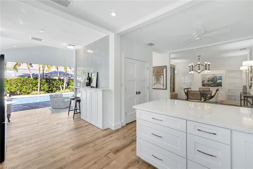 481 8th Ave S, Naples, FL 34102-15