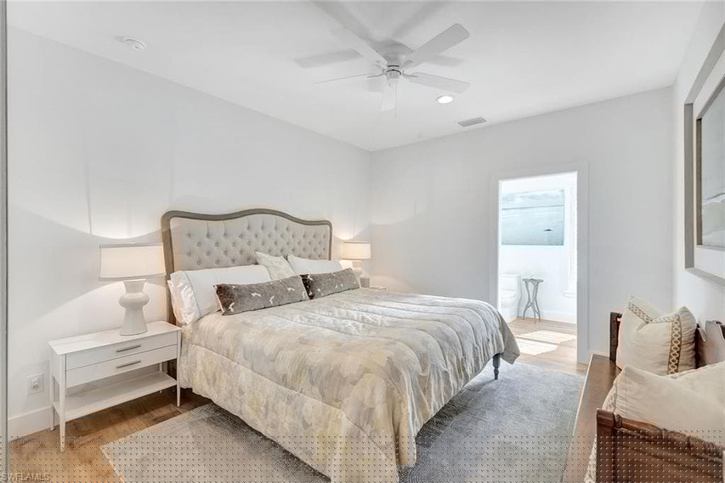 481 8th Ave S, Naples, FL 34102-23