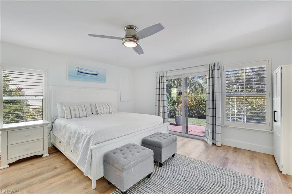 481 8th Ave S, Naples, FL 34102-38