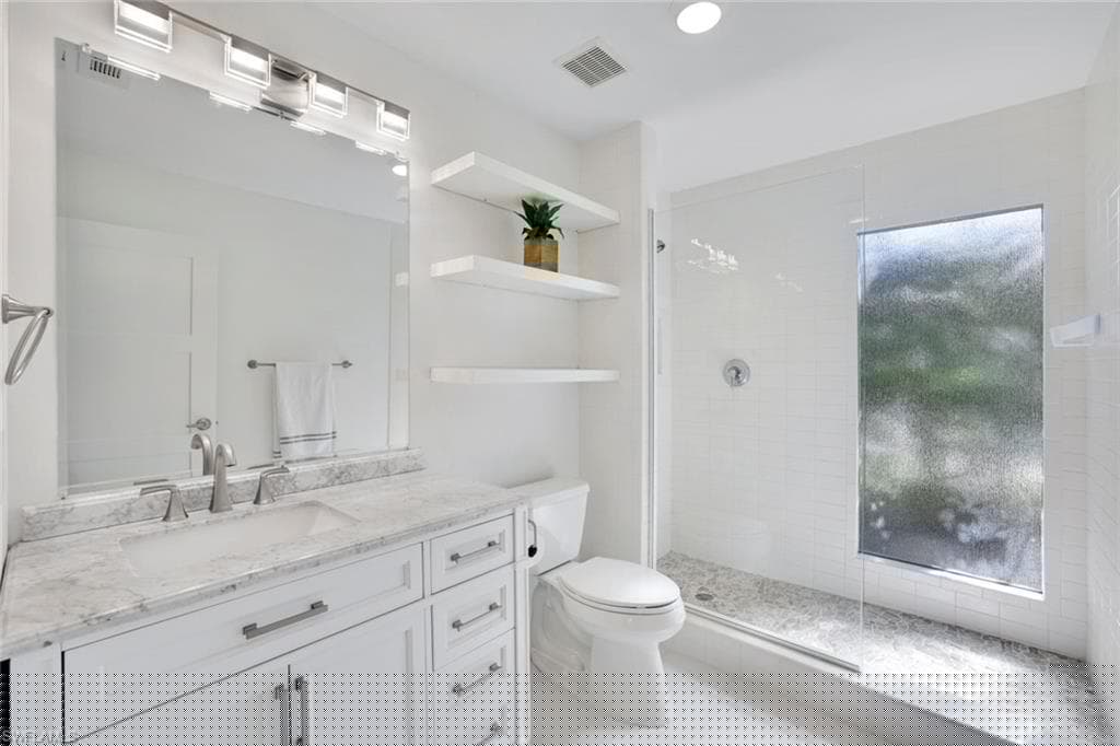 481 8th Ave S, Naples, FL 34102-39