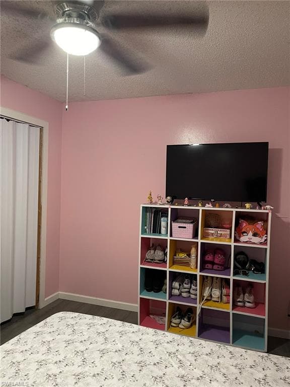 3003 3 St SW, Lehigh Acres, FL 33976-25