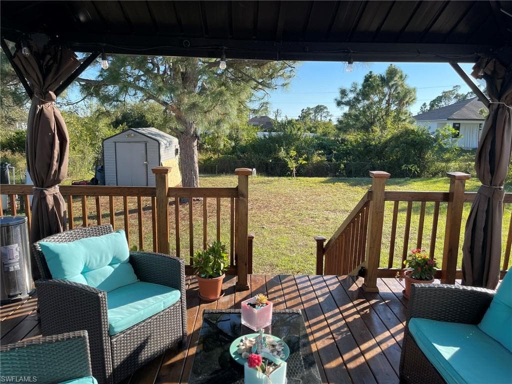 3003 3 St SW, Lehigh Acres, FL 33976-33