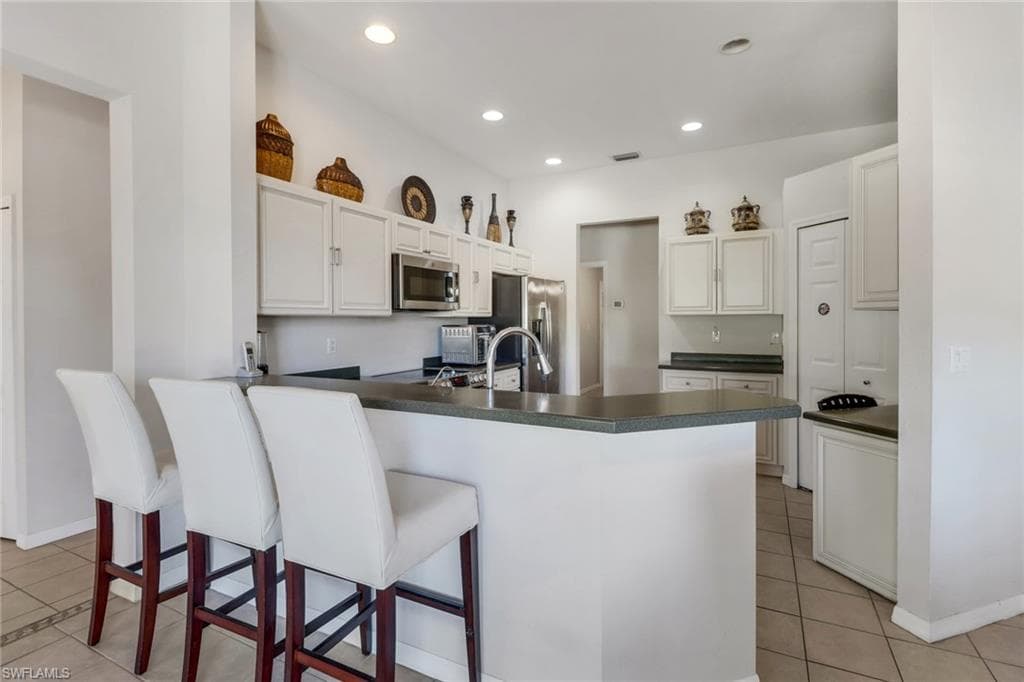 2041 24th Ave NE, Naples, FL 34120-10