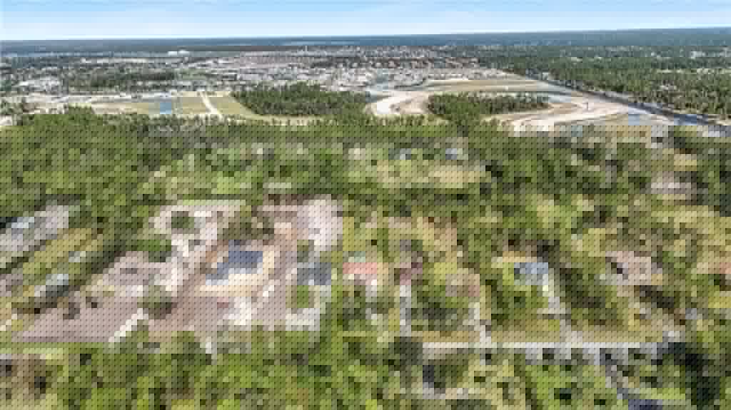 2041 24th Ave NE, Naples, FL 34120-31