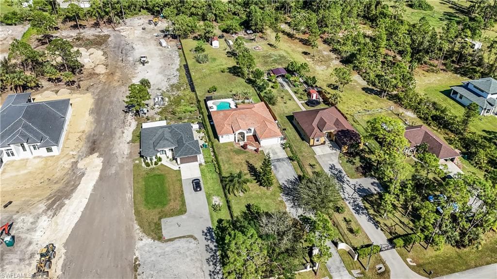 2041 24th Ave NE, Naples, FL 34120-36