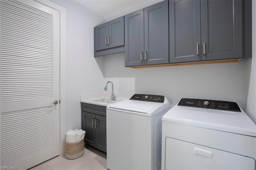 8873 Oceana Way, Naples, FL 34114-26