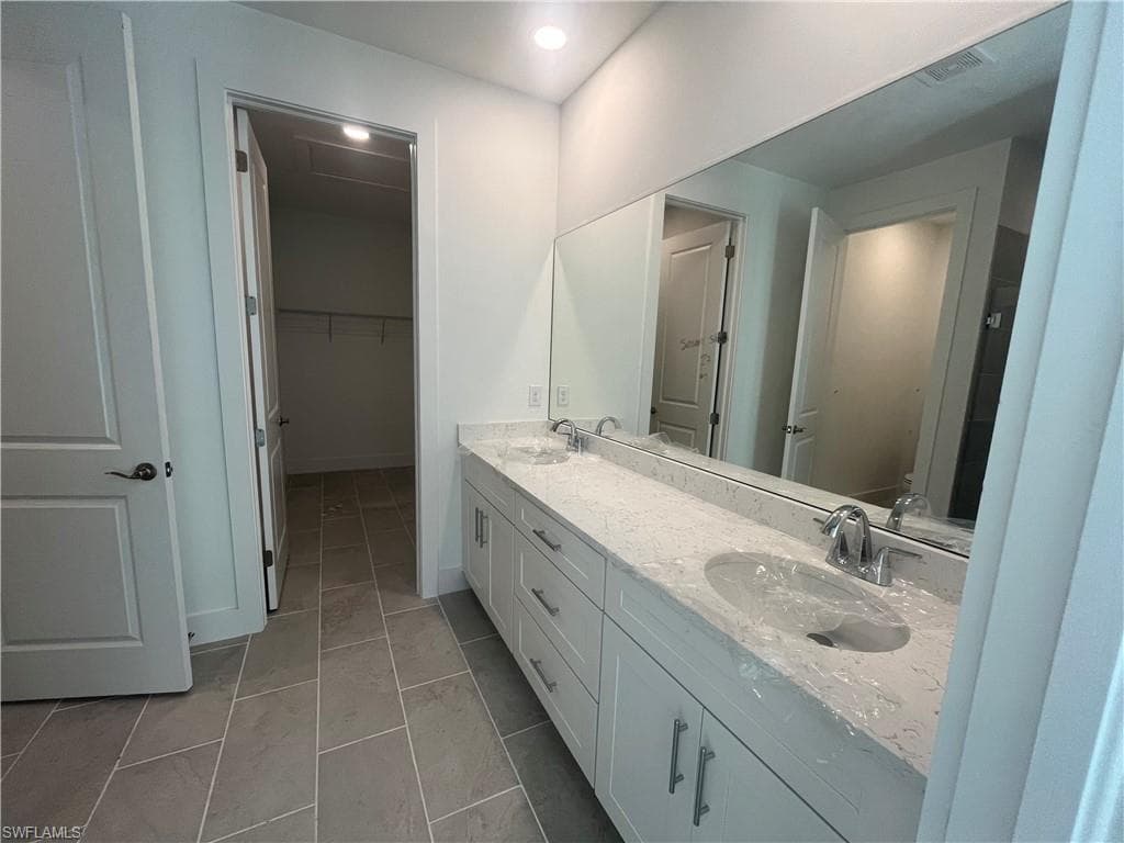 8873 Oceana Way, Naples, FL 34114-5