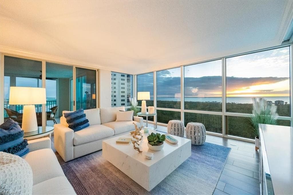 7515 Pelican Bay Blvd 14a, Naples, FL 34108-1