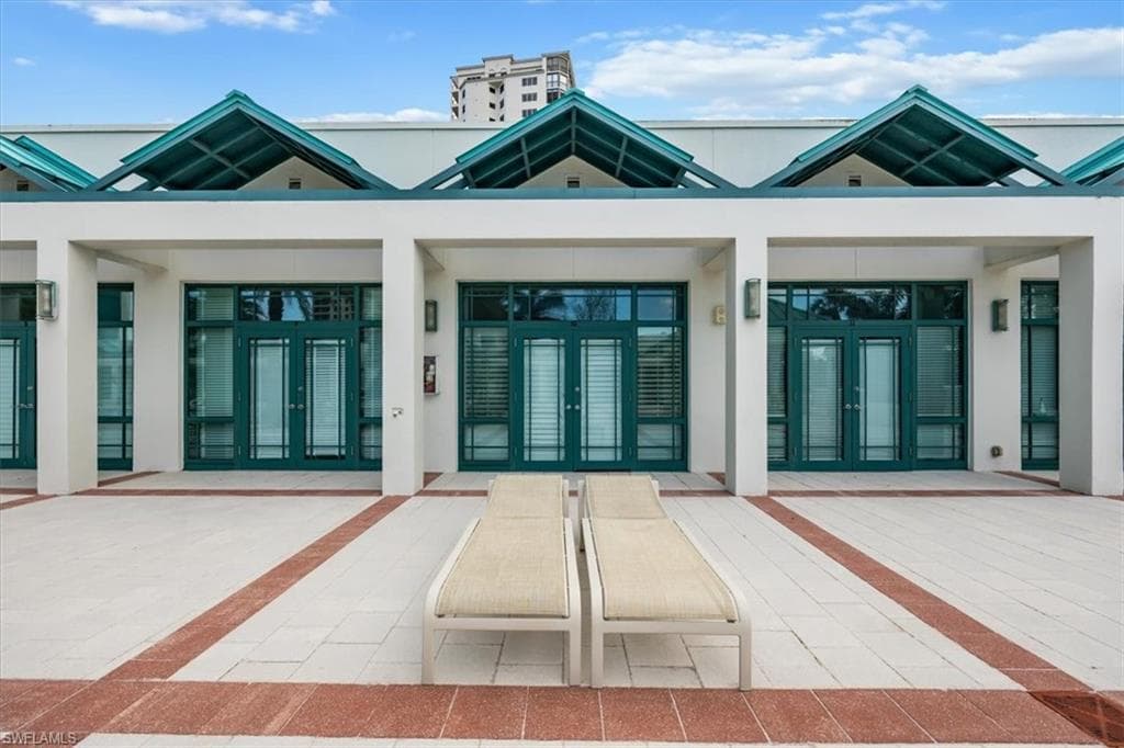 7515 Pelican Bay Blvd 14a, Naples, FL 34108-33