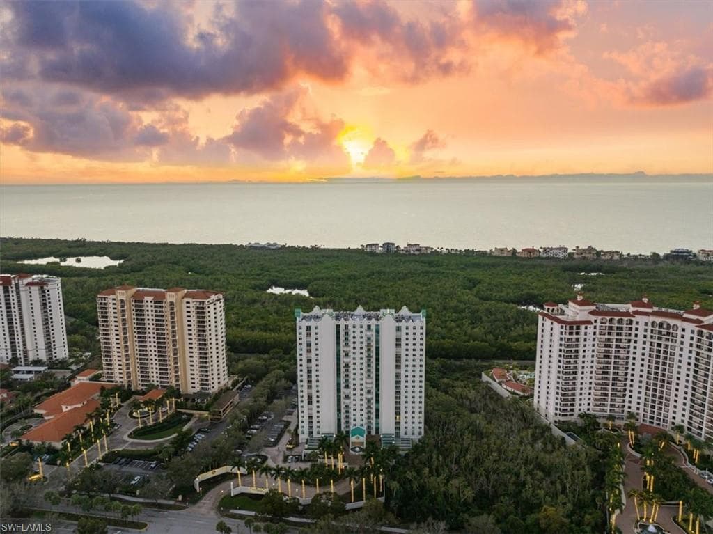 7515 Pelican Bay Blvd 14a, Naples, FL 34108-42