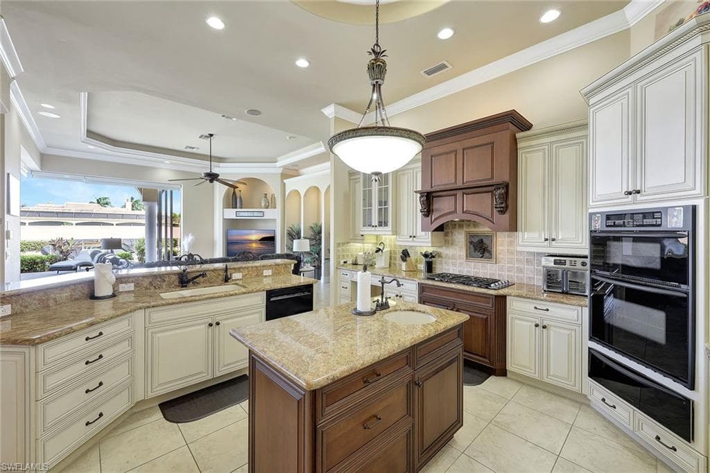 1590 Caxambas Ct, Marco Island, FL 34145-15