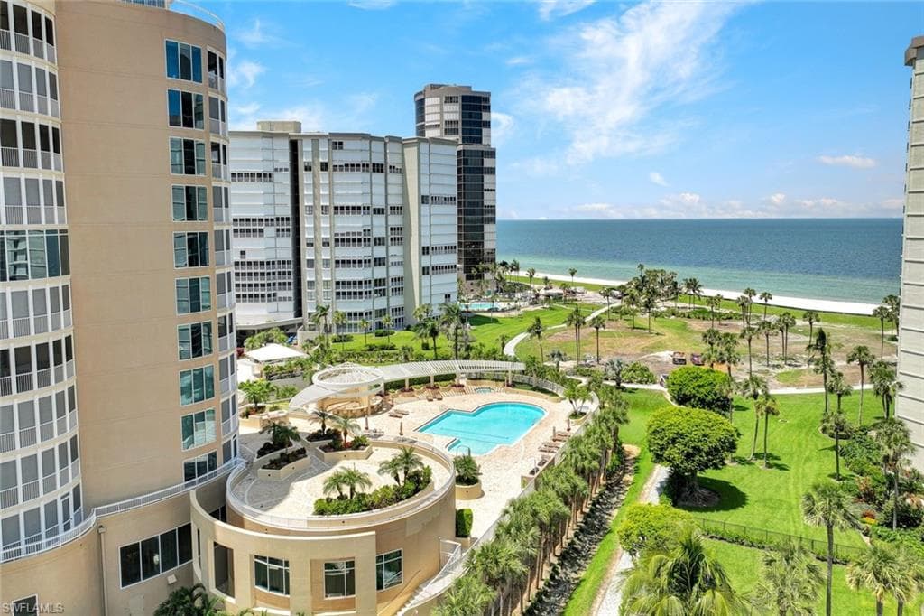 4501 Gulf Shore Blvd N 603, Naples, FL 34103-38