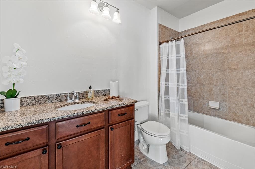 15005 Auk Way, Bonita Springs, FL 34135-27