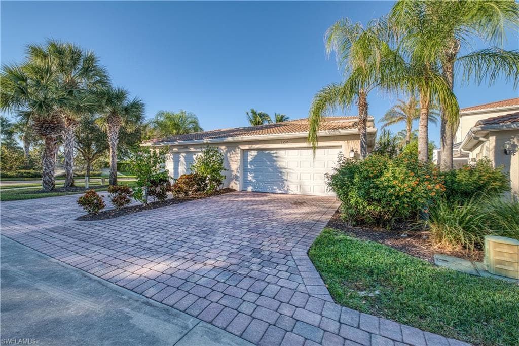 15005 Auk Way, Bonita Springs, FL 34135-32
