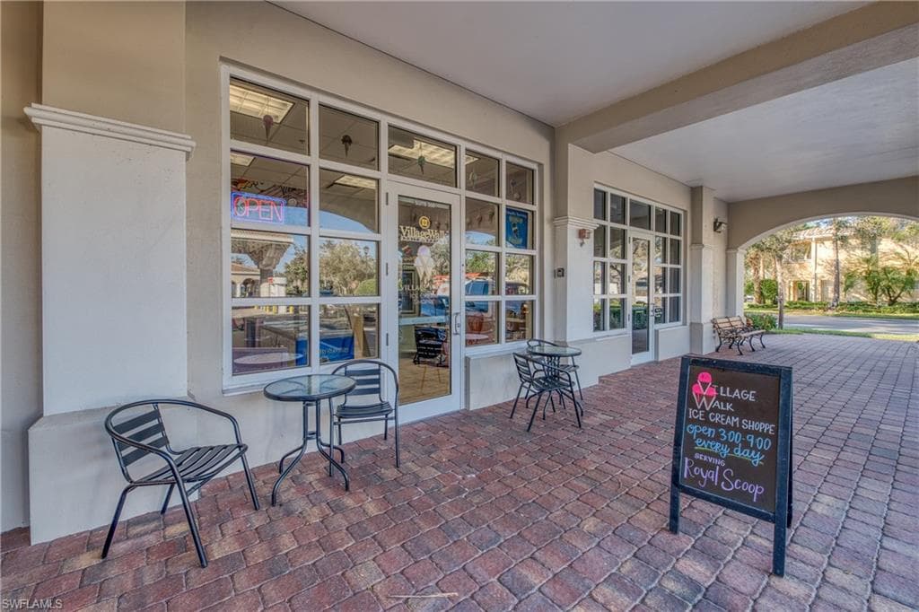 15005 Auk Way, Bonita Springs, FL 34135-40