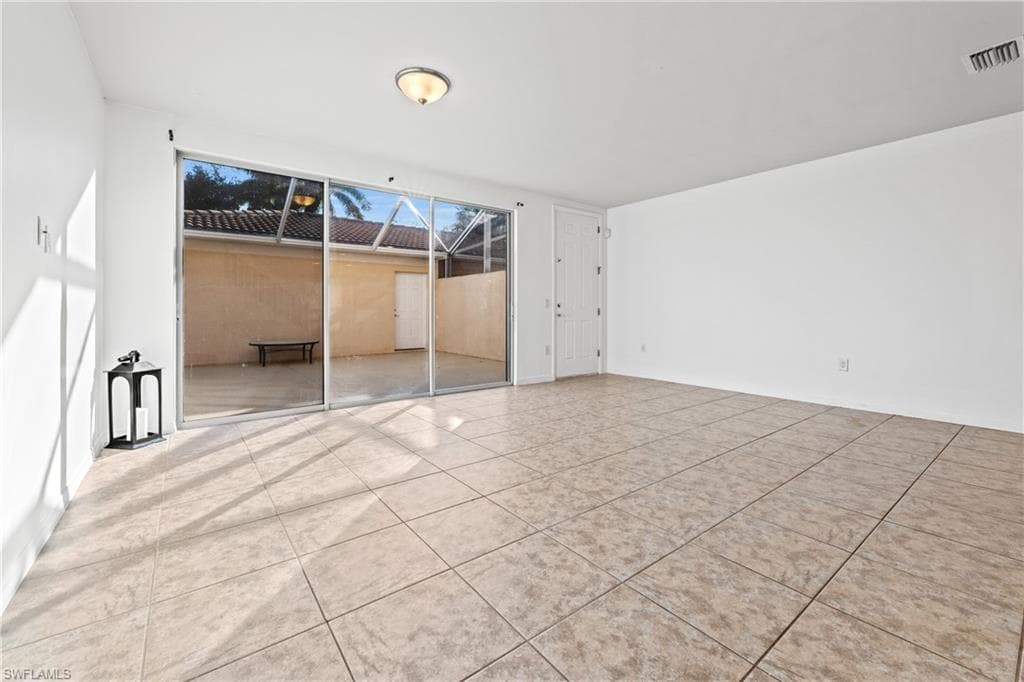 15005 Auk Way, Bonita Springs, FL 34135-4