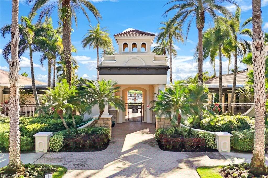 1350 Triandra Ln, Naples, FL 34119-19