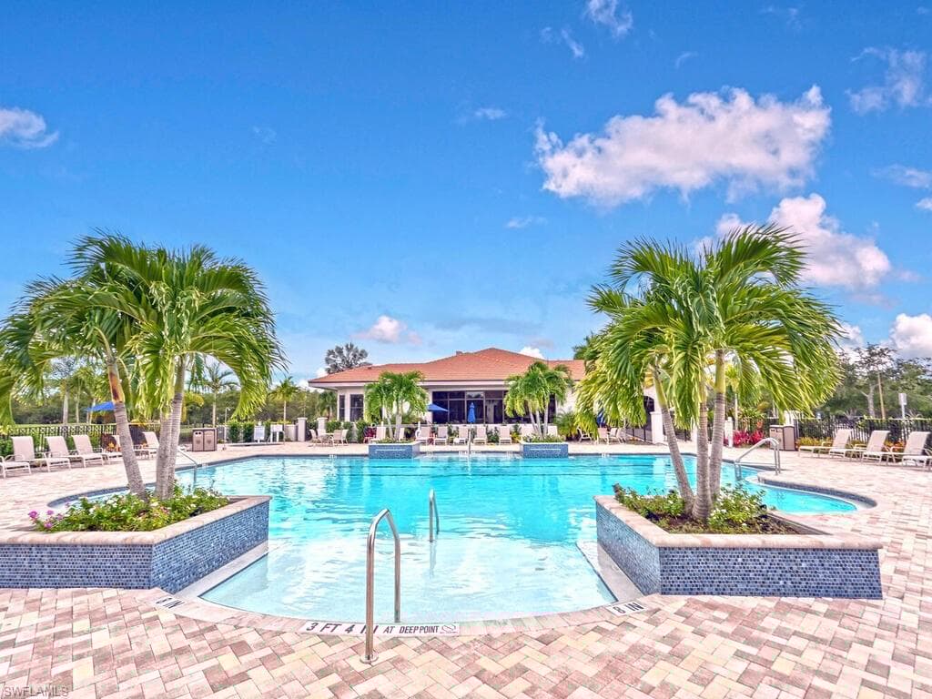 8355 Heritage Links Ct 1623, Naples, FL 34112-38