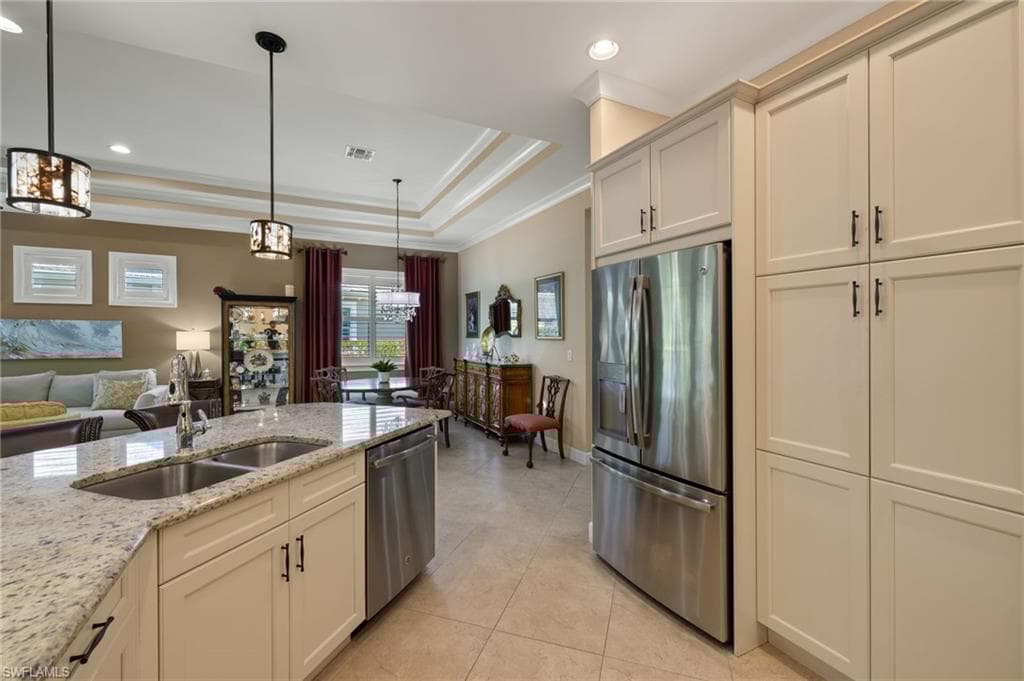 7014 Dominica Dr, Naples, FL 34113-10