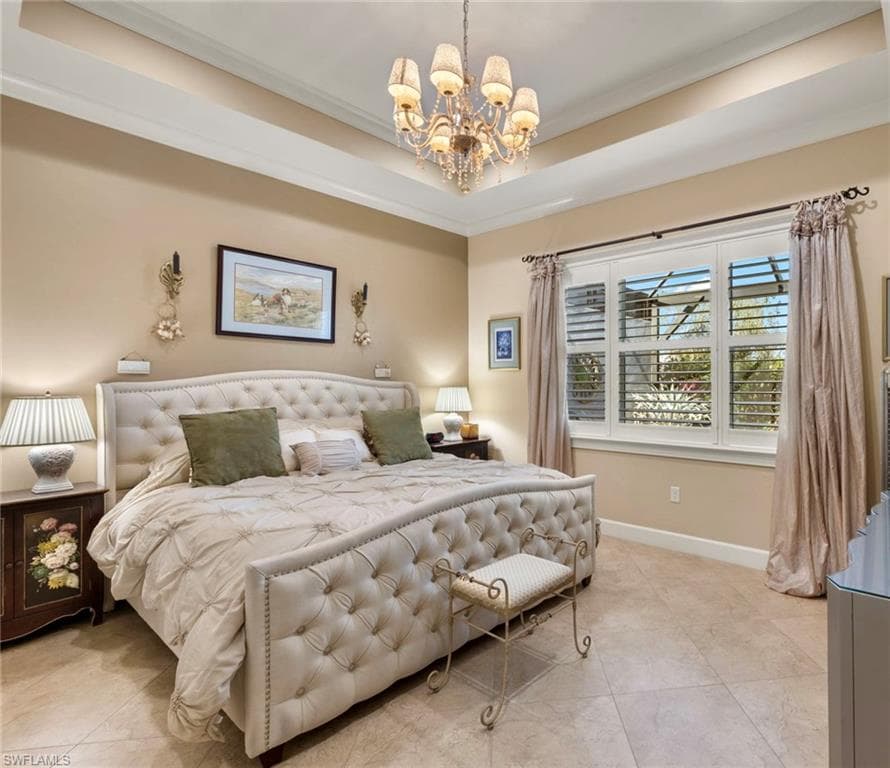 7014 Dominica Dr, Naples, FL 34113-12