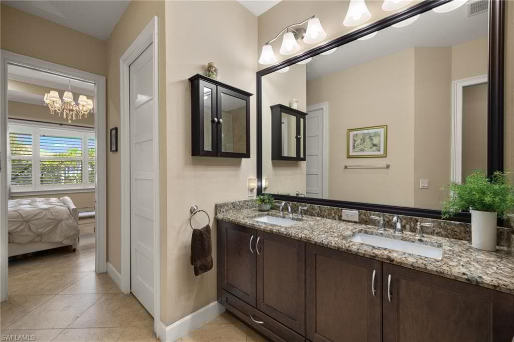 7014 Dominica Dr, Naples, FL 34113-17
