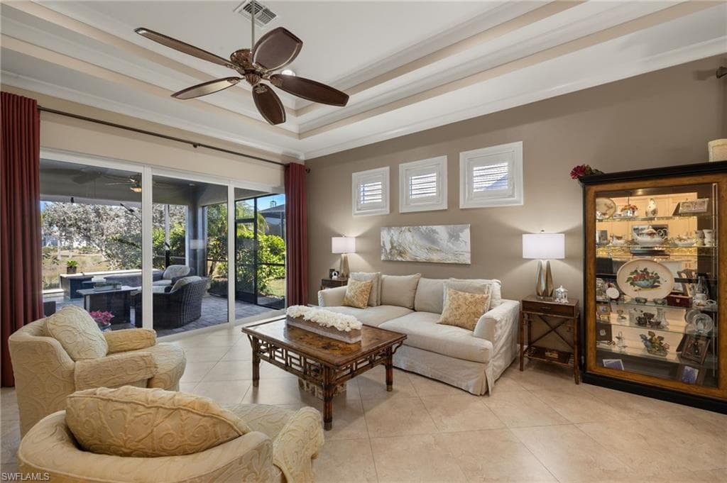 7014 Dominica Dr, Naples, FL 34113-5