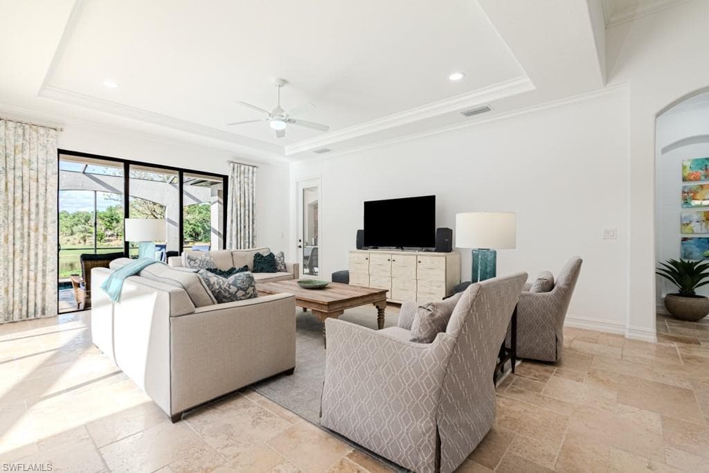 3273 Runaway Ln, Naples, FL 34114-22