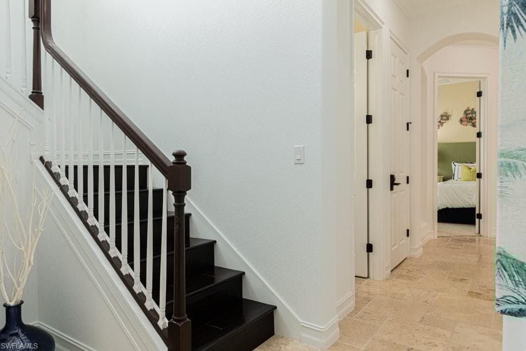 3273 Runaway Ln, Naples, FL 34114-25