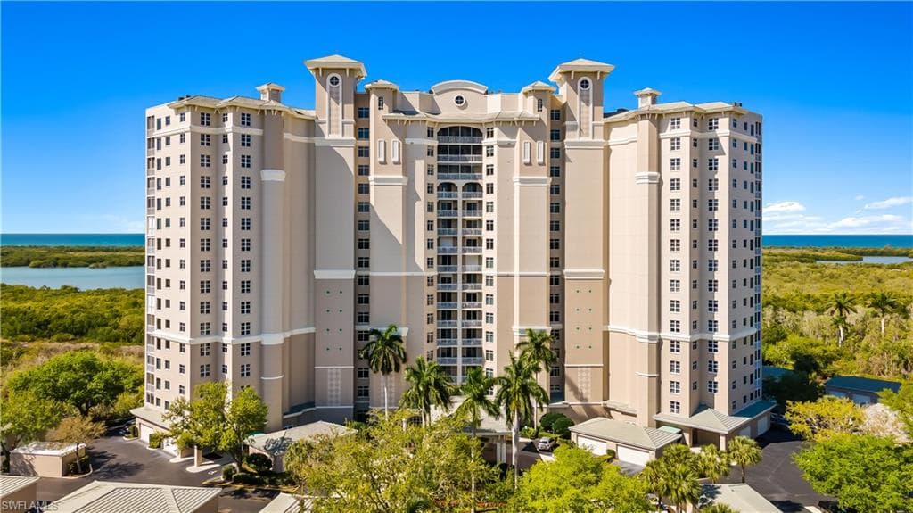 1001 Arbor Lake Dr 1406, Naples, FL 34110-25