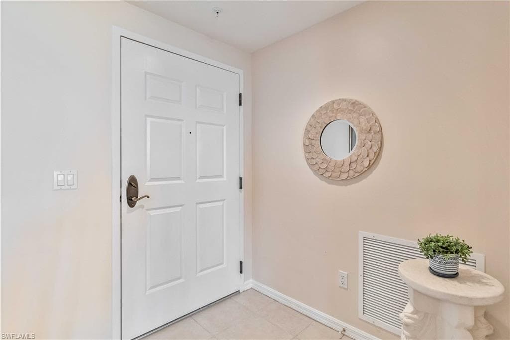 1001 Arbor Lake Dr 1406, Naples, FL 34110-4