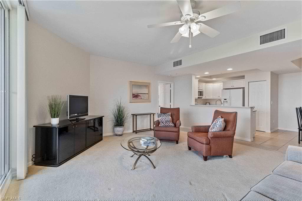 1001 Arbor Lake Dr 1406, Naples, FL 34110-6