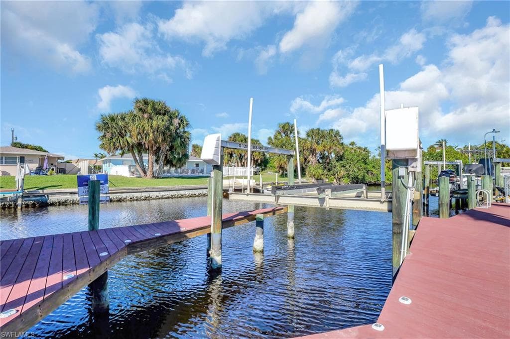 5318 Congo Ct, Cape Coral, FL 33904-47