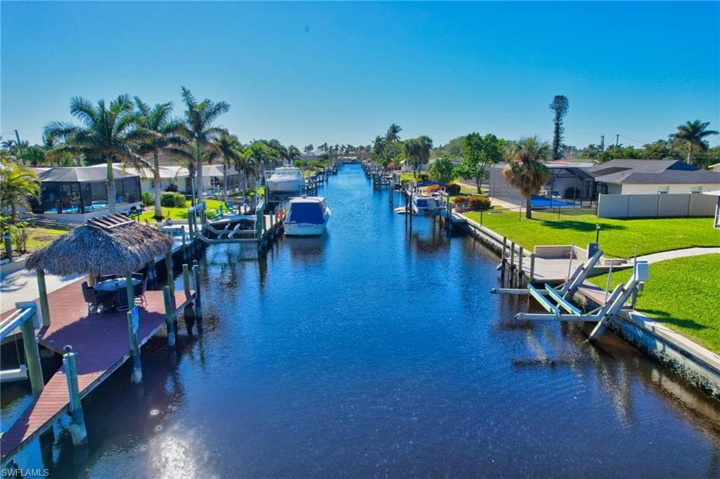 5318 Congo Ct, Cape Coral, FL 33904-6