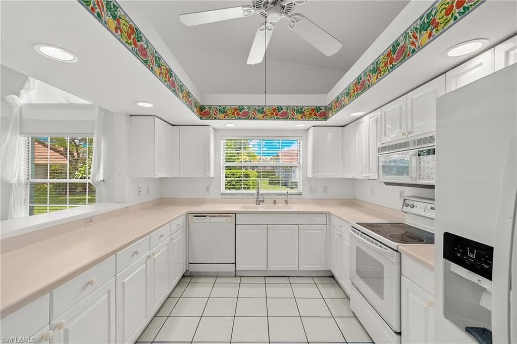 347 Melrose Pl 19, Naples, FL 34104-12