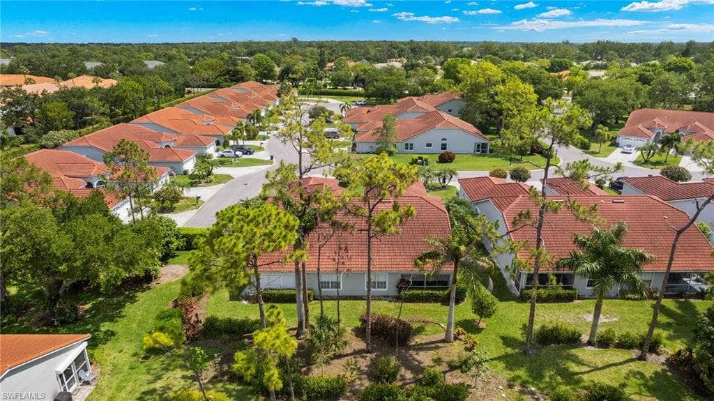 347 Melrose Pl 19, Naples, FL 34104-27