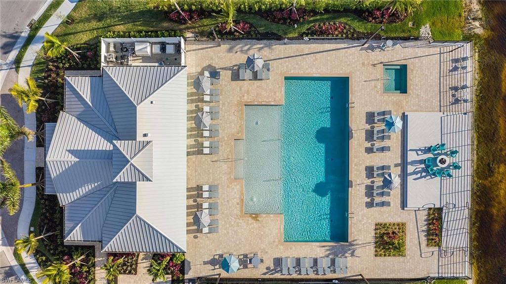4596 Arboretum Cir 202, Naples, FL 34120-20