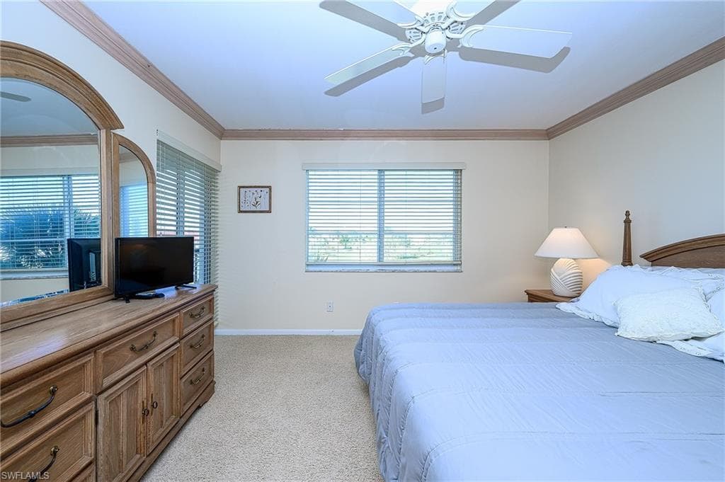 37 High Point Cir E 401, Naples, FL 34103-10