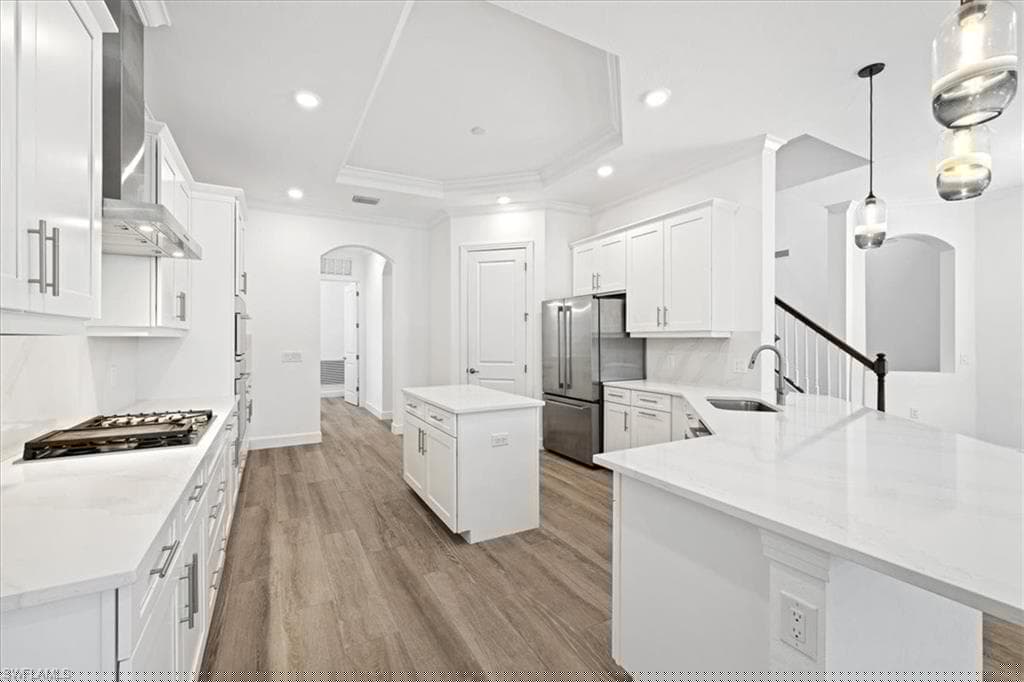 14661 Liesl Ct E, Naples, FL 34109-13