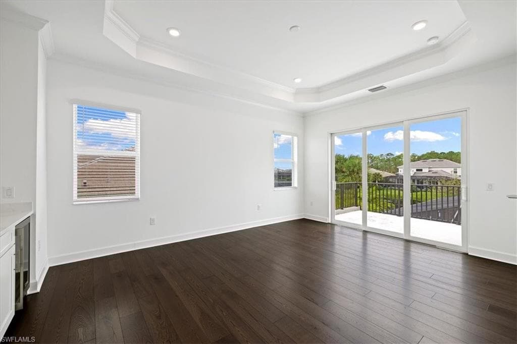 14661 Liesl Ct E, Naples, FL 34109-32