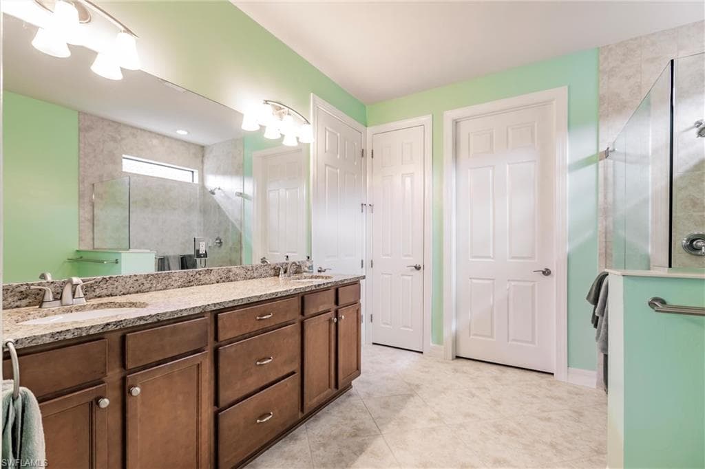 11041 Castlereagh St, Fort Myers, FL 33913-17