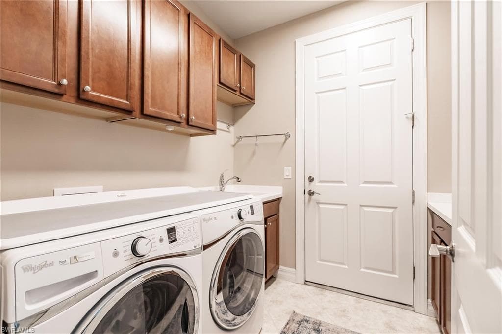 11041 Castlereagh St, Fort Myers, FL 33913-27