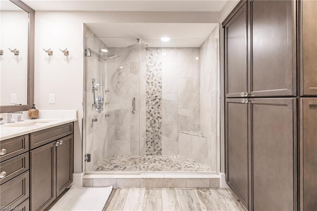 17170 Harbour Point Dr 437, Fort Myers, FL 33908-24