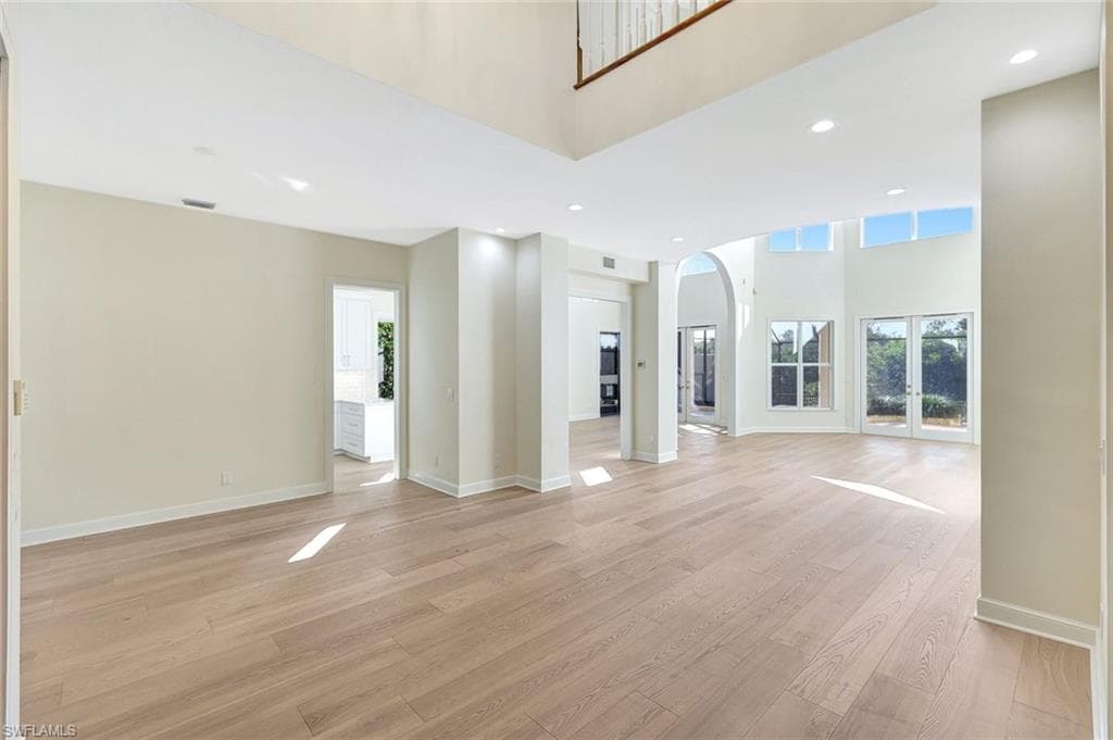 7817 Vizcaya Way, Naples, FL 34108-9