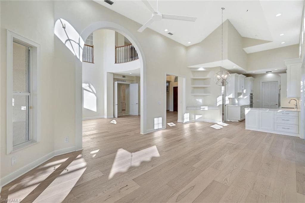 7817 Vizcaya Way, Naples, FL 34108-10