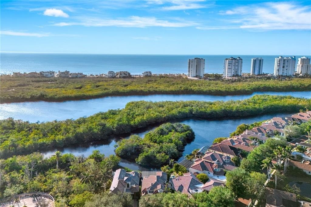 7817 Vizcaya Way, Naples, FL 34108-38