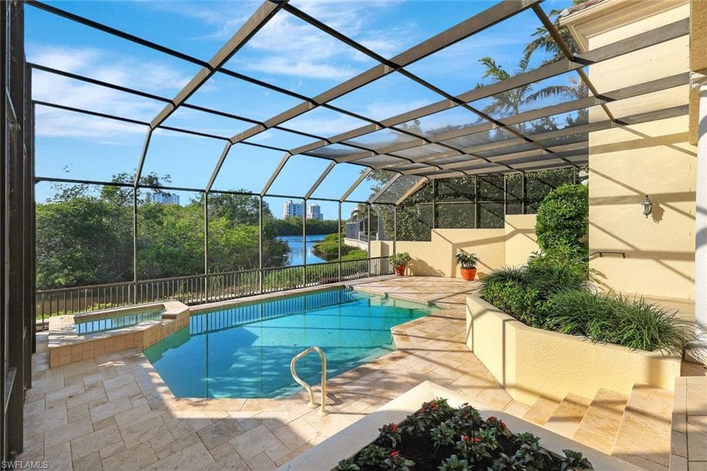 7817 Vizcaya Way, Naples, FL 34108-3