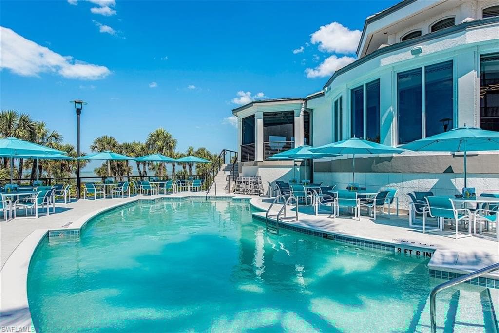 7817 Vizcaya Way, Naples, FL 34108-41